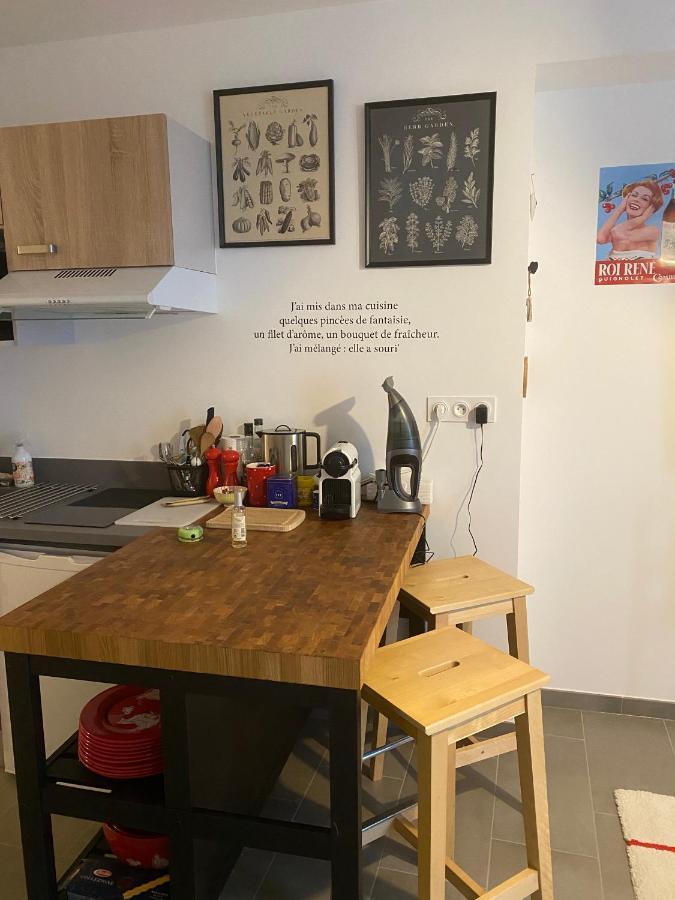 Joli Petit Nid Douillet En Centre Ville لا روشيل المظهر الخارجي الصورة